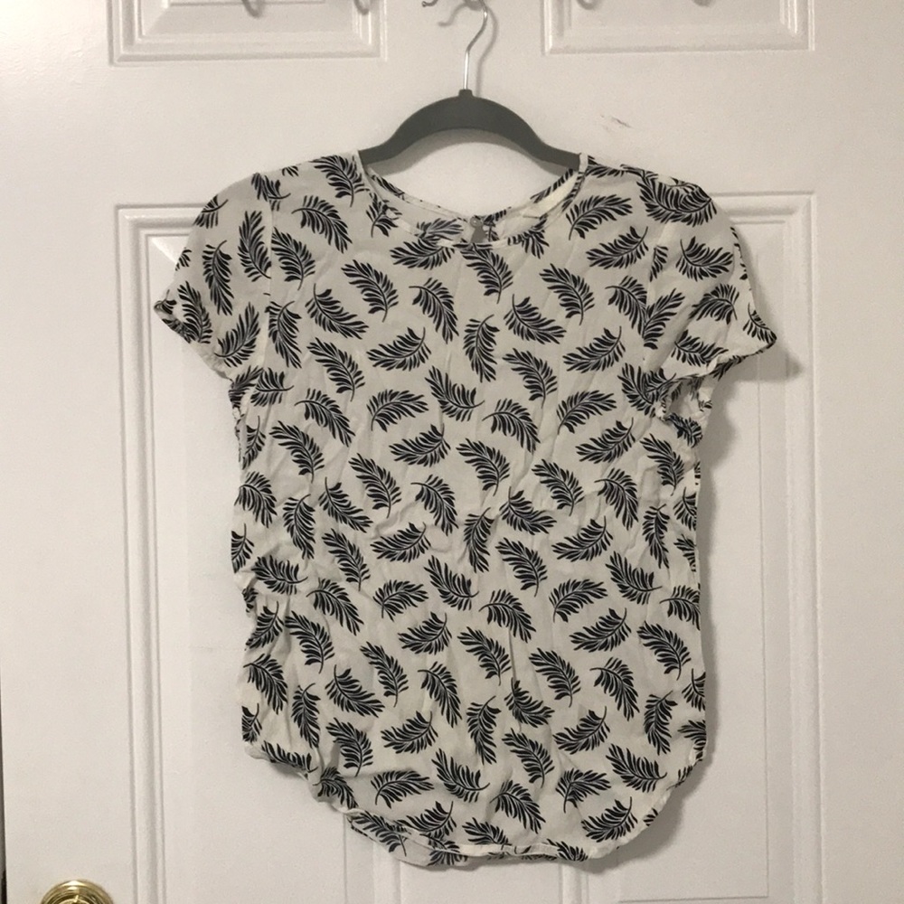 Black and White Top